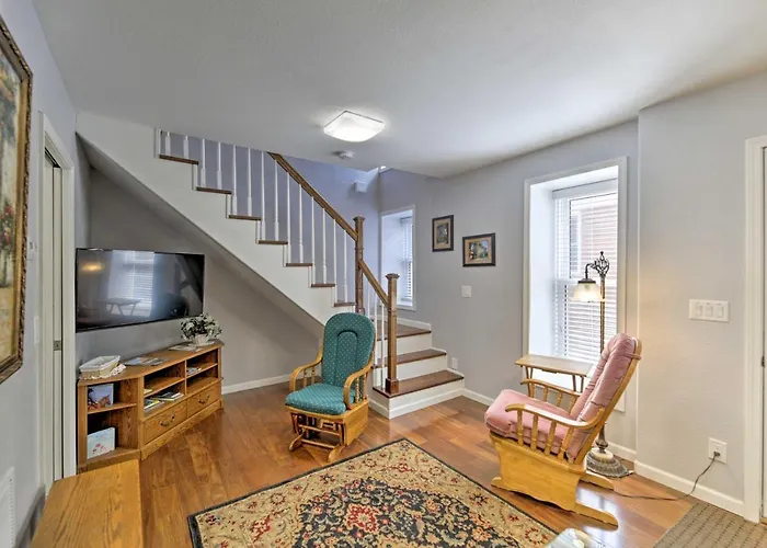 Charming Historic - Walk To Downtown & Uw Holiday home